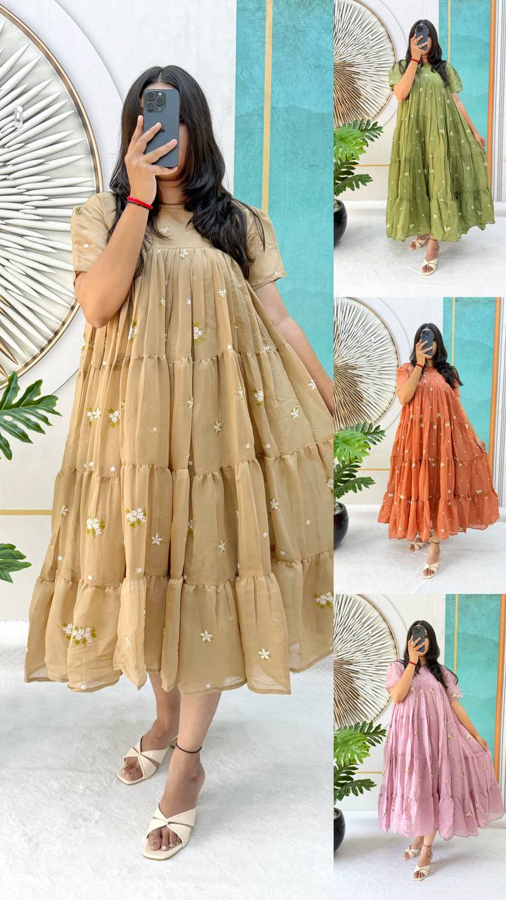 Gown's
