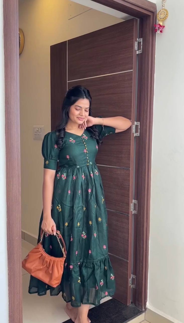 Gown's