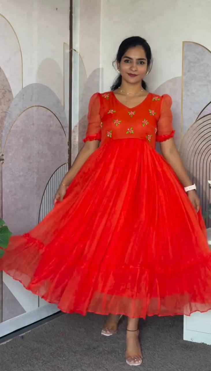 Gown's