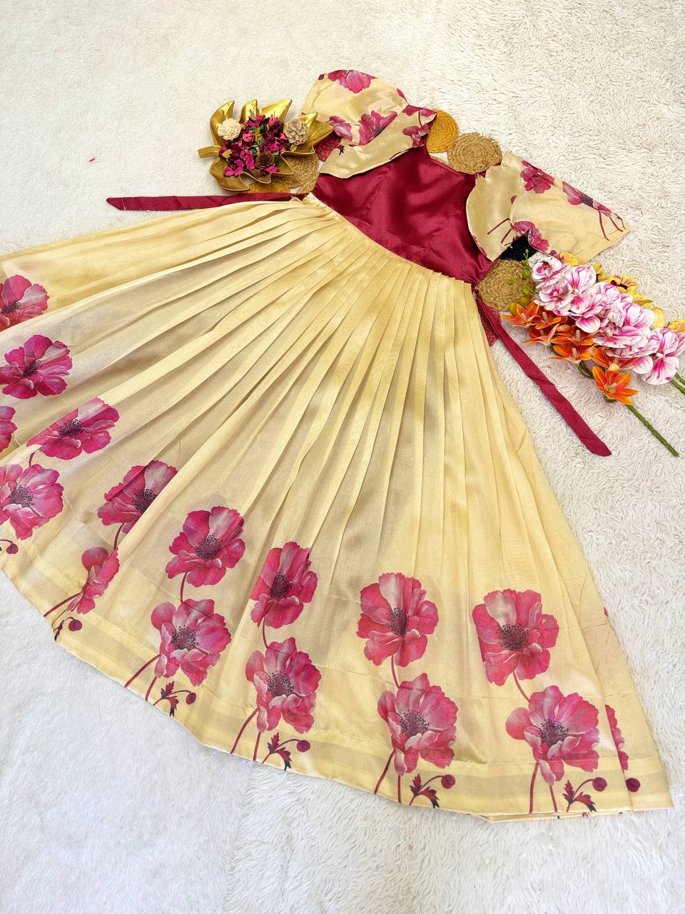 Gown's