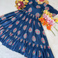 Gown's