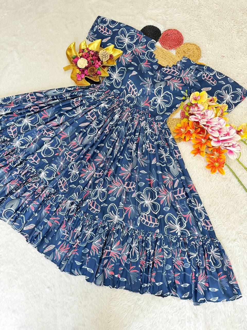 Gown's