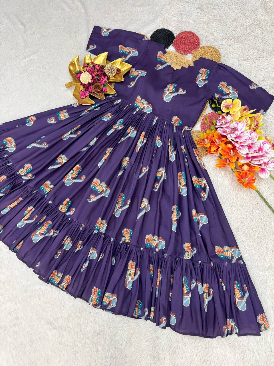 Gown's