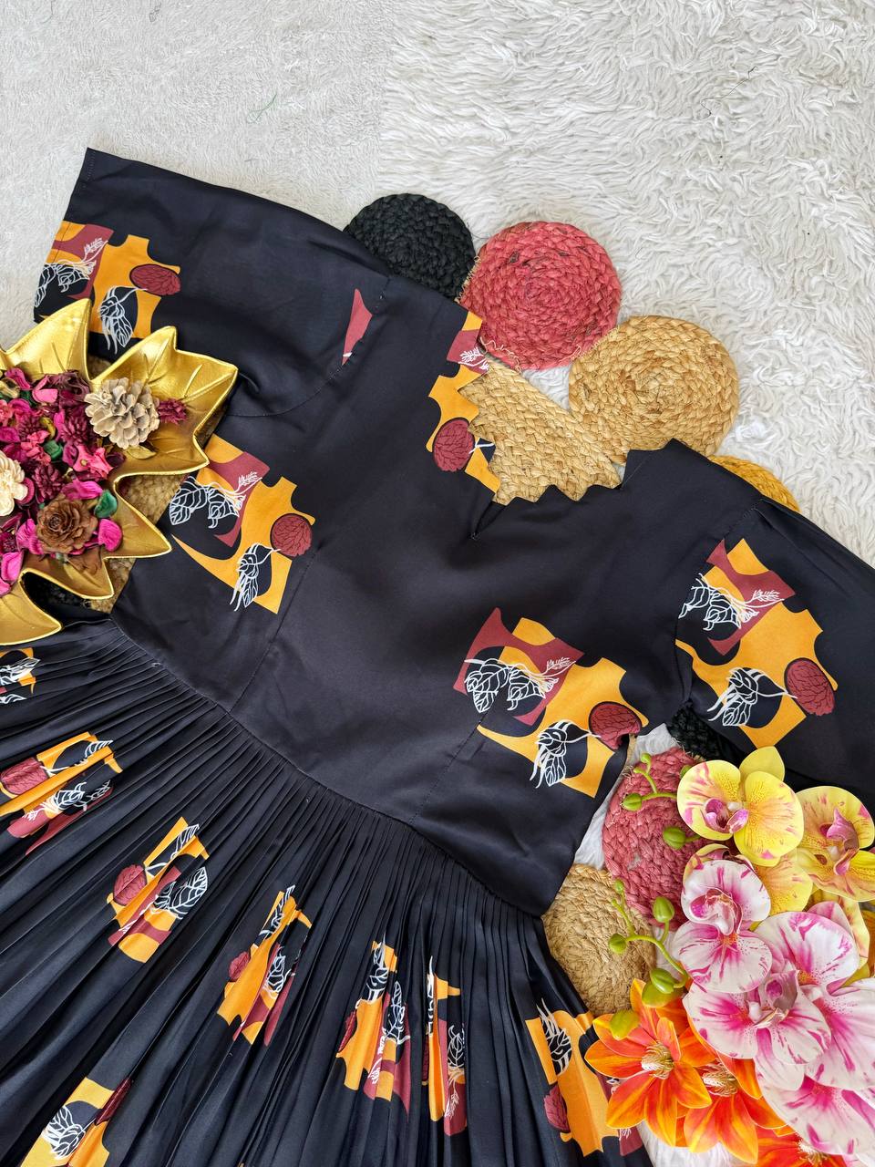 Gown's